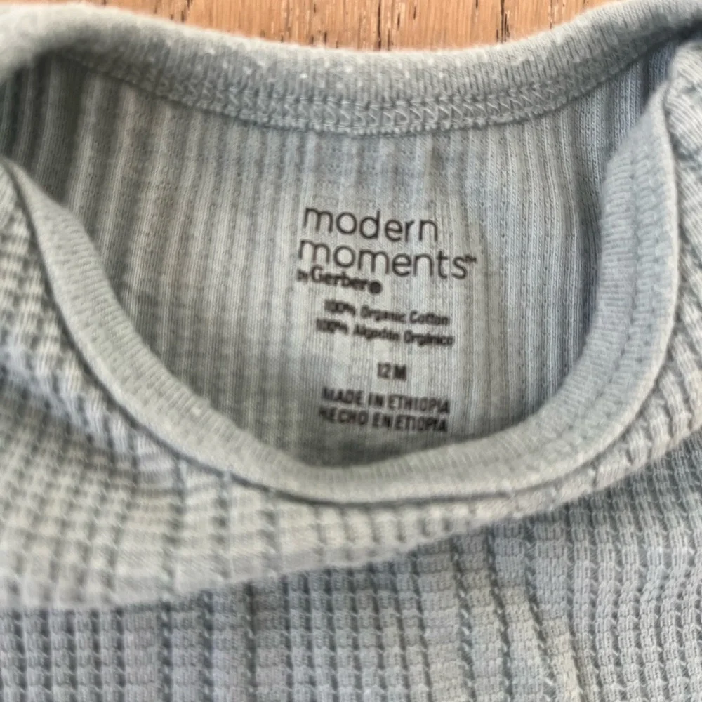 Modern Moments Gerber Baby Boy Girl Blue Summer Bubble Onsie Short 12M